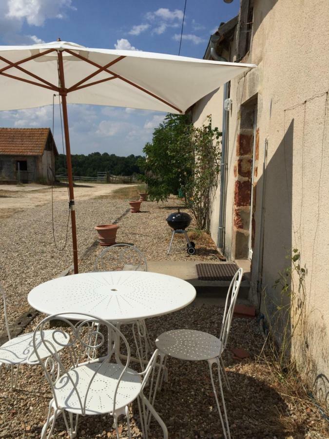 Maison Du Fermier Epineuil-le-Fleuriel Esterno foto